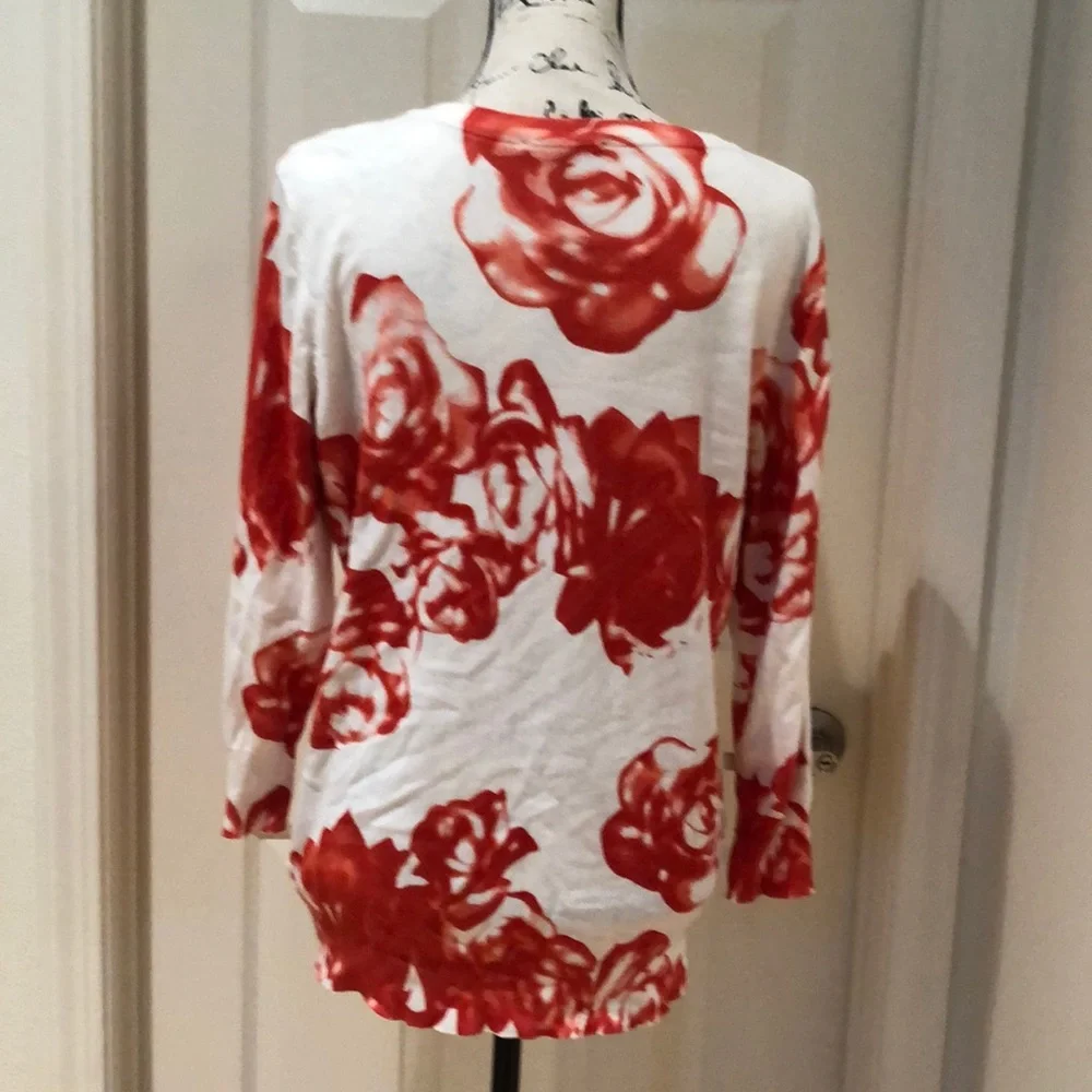 Cyrus Orange and White Floral Sweater size XL